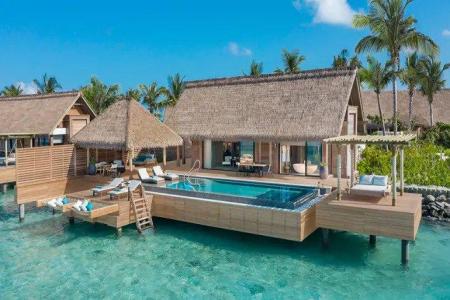 Reef Villa with Pool