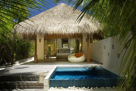 Deluxe Beach Bungalow with Pool