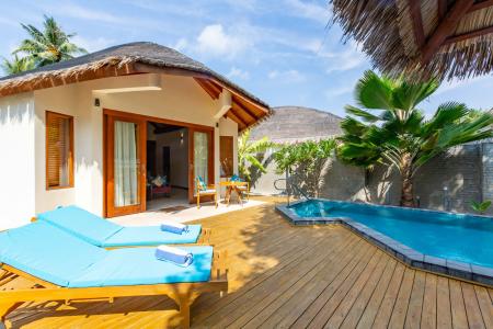 Beach pool Villa With Jacuzzi