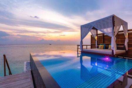 Sunset Ocean Pool Villa