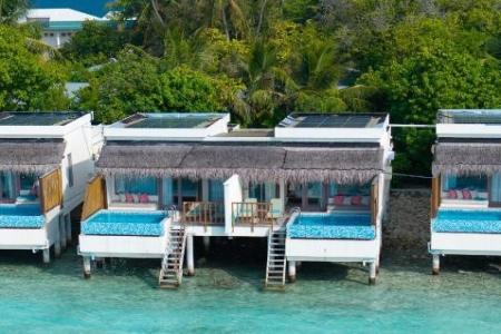 Lagoon Villa with Pool